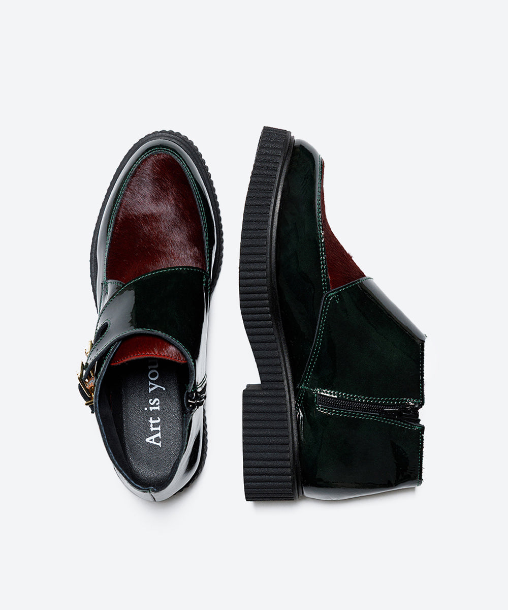 BOTIN MUJER DOS HEBILLAS CHAROL BURDEOS POTRO VERDE LACOMBA CLUSIA