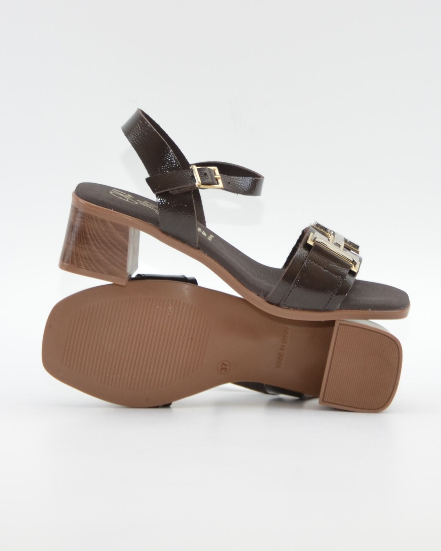 SANDALIA MUJER CHAROL MARRON TACON BAJO PLANTA DE GEL OH MY SANDALS 5981