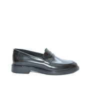 MOCASIN MUJER FLORENTIC NEGRO PISO GOMA