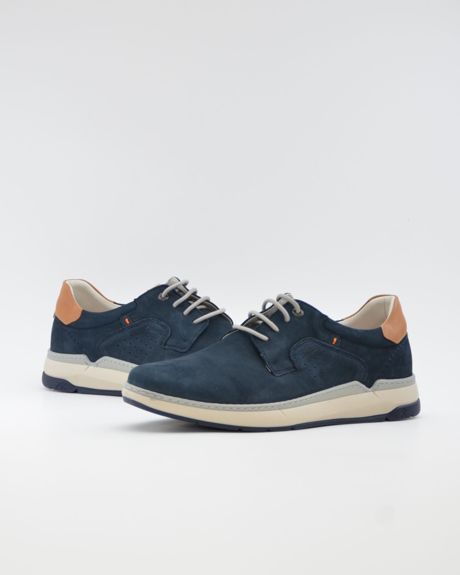 ZAPATO CASUAL HOMBRE FLUCHOS COLOR MARINO CON CORDON JEFF F2212 OCEANO