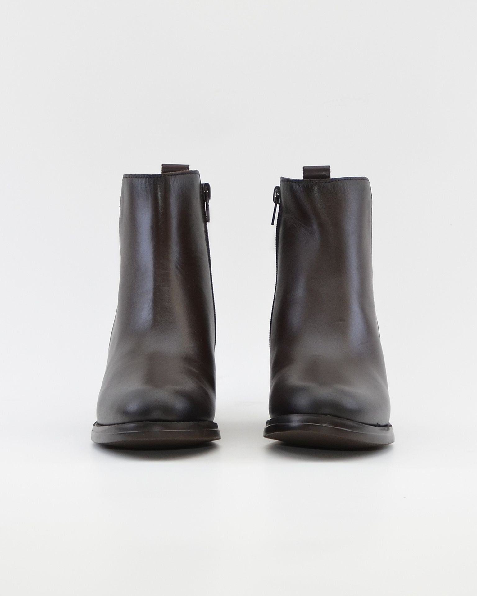 BOTIN MUJER TACON CUADRADO KAOLA COLOR MARRÓN 8819