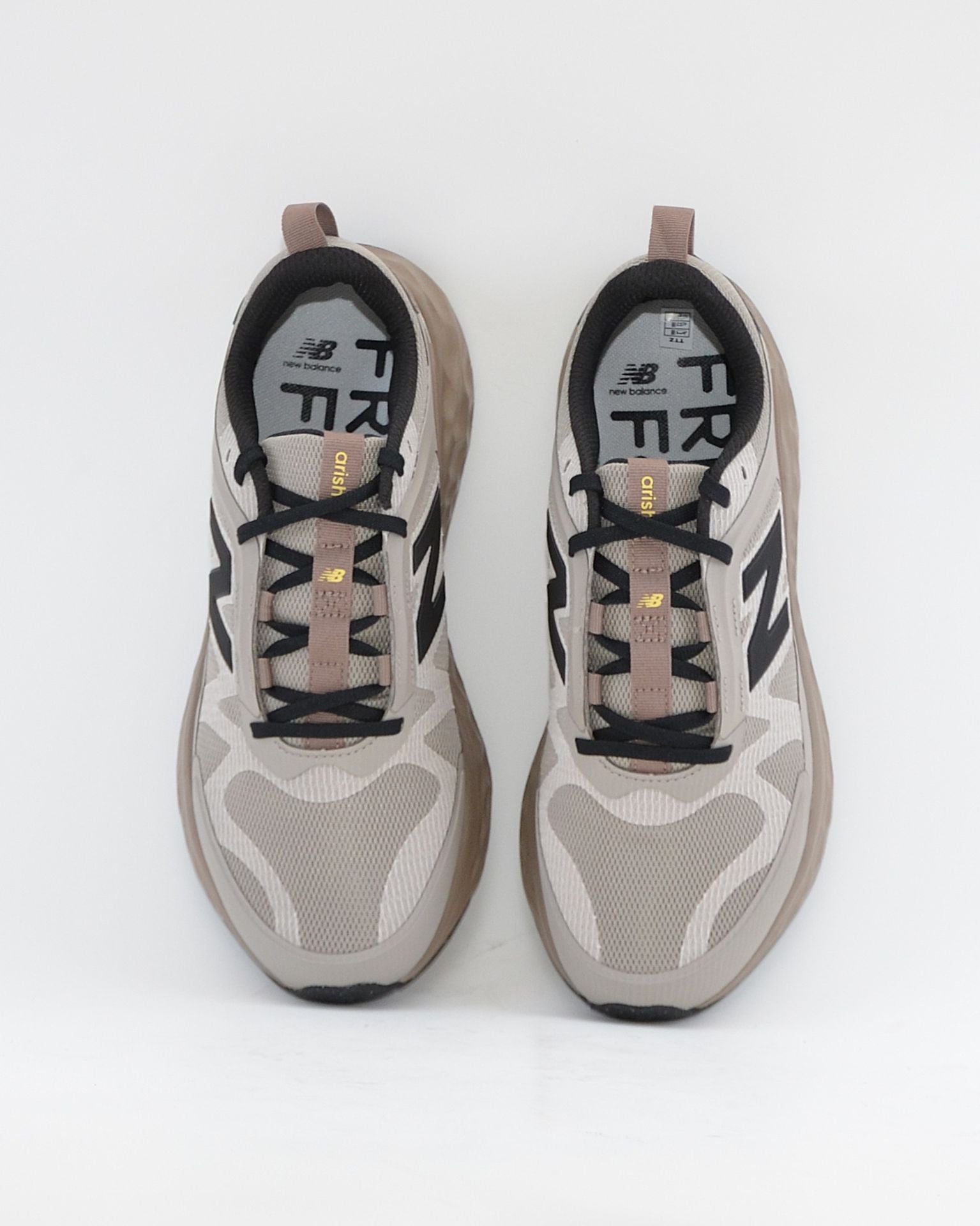 SNEAKERS NEW BALANCE MARIS 8P6 ZAPATILLAS DEPORTIVAS HOMBRE COLOR BEIGE FRESH FOAM