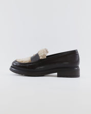 MOCASIN MUJER PIEL MARRON CON LANA LACOMBA LYCHEE