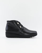 BOTINES DE MUJER CON CUÑA Y CIERRE DE ELASTICOS COLOR NEGRO GIORDA 27660