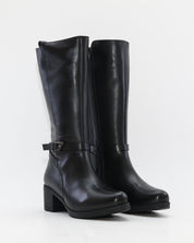 BOTA ALTA MUJER TACON MEDIO COLOR NEGRO ADORNO METALICO  CREMALLERA Y ELASTICO TREINTAS L-1508