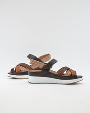 SANDALIA TRENZADA PLANTILLA EXTRAIBLE MUJER  ANCHO ESPECIAL COLOR MULTI CAOBA PIE SANTO 260425