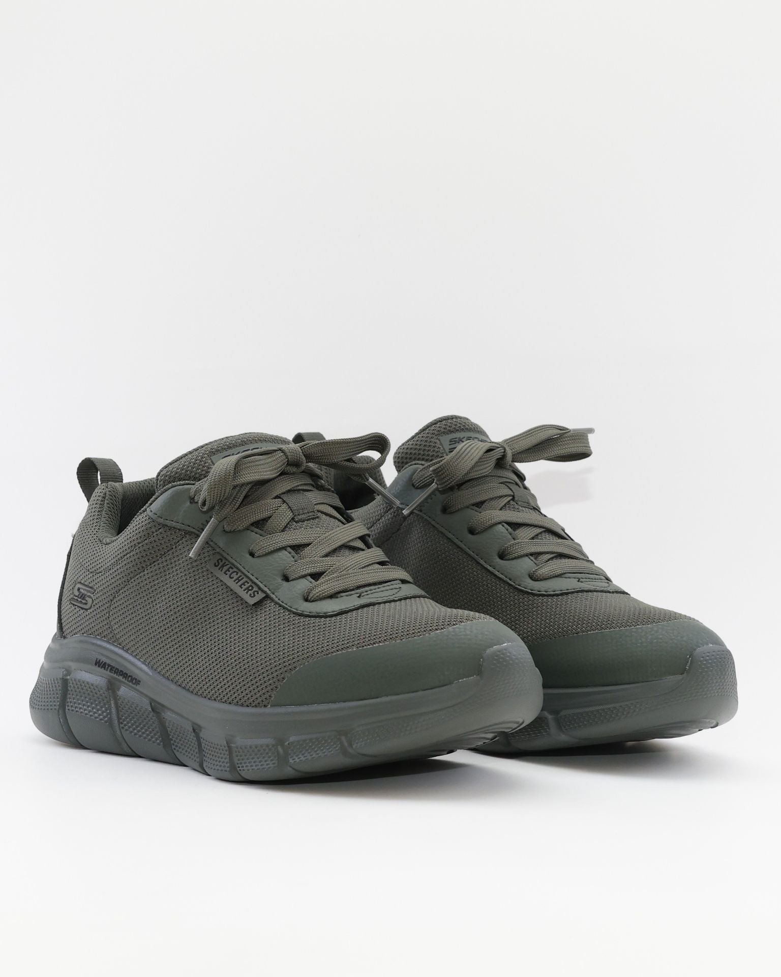SNEAKERS HOMBRE DEPORTIVO SKECHERS WATERPROOF VERDE 118111 OLV