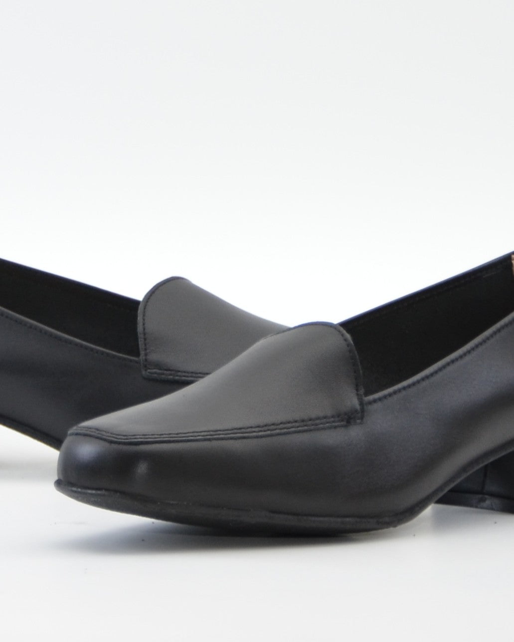 ZAPATO MOCASIN MUJER TACON BAJO COLOR NEGRO D CHICAS 0181