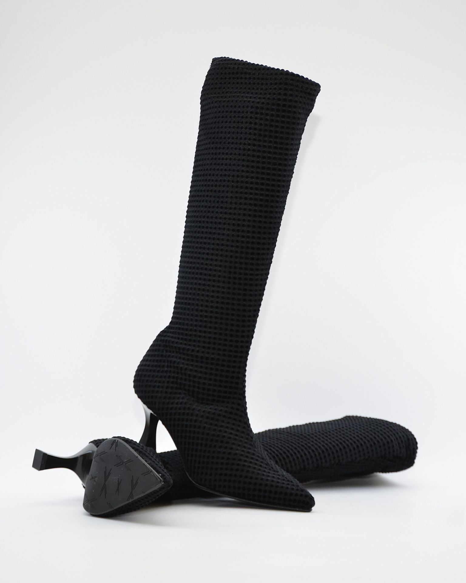 BOTA ALTA LYCRA MUJER COLOR NEGRO DANIELA VEGA 2208S MOIRA