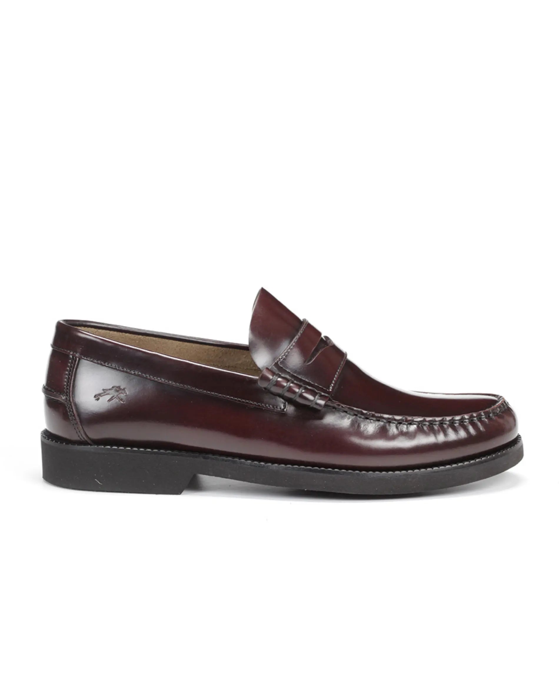 ZAPATO MOCASIN HOMBRE CON ANTIFAZ COLOR BURDEOS FLUCHOS STAMFORD F0047