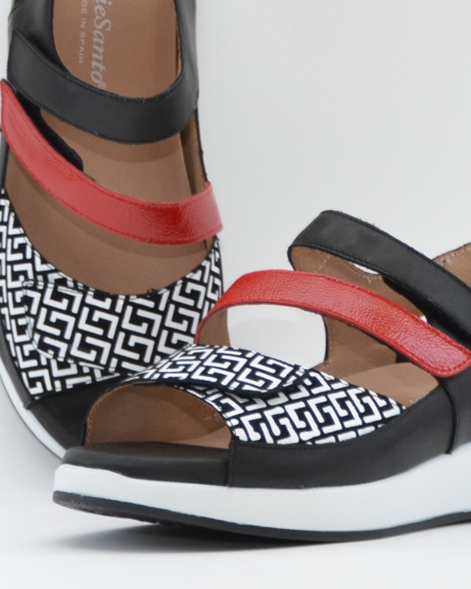 SANDALIA PLANTILLA EXTRAIBLE MUJER TRES VELCROS ANCHO ESPECIAL COLOR NEGRO Y ROJO PIE SANTO 260423