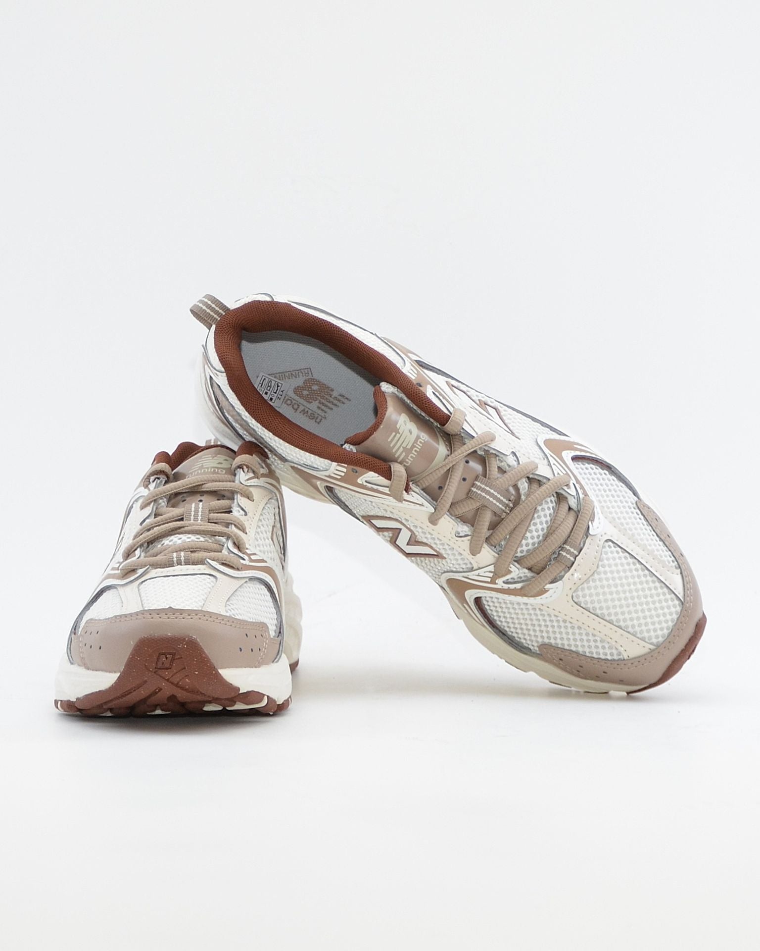 SNEAKERS NEW BALANCE U530 COB ZAPATILLAS MUJER COLOR BEIGE MARRON