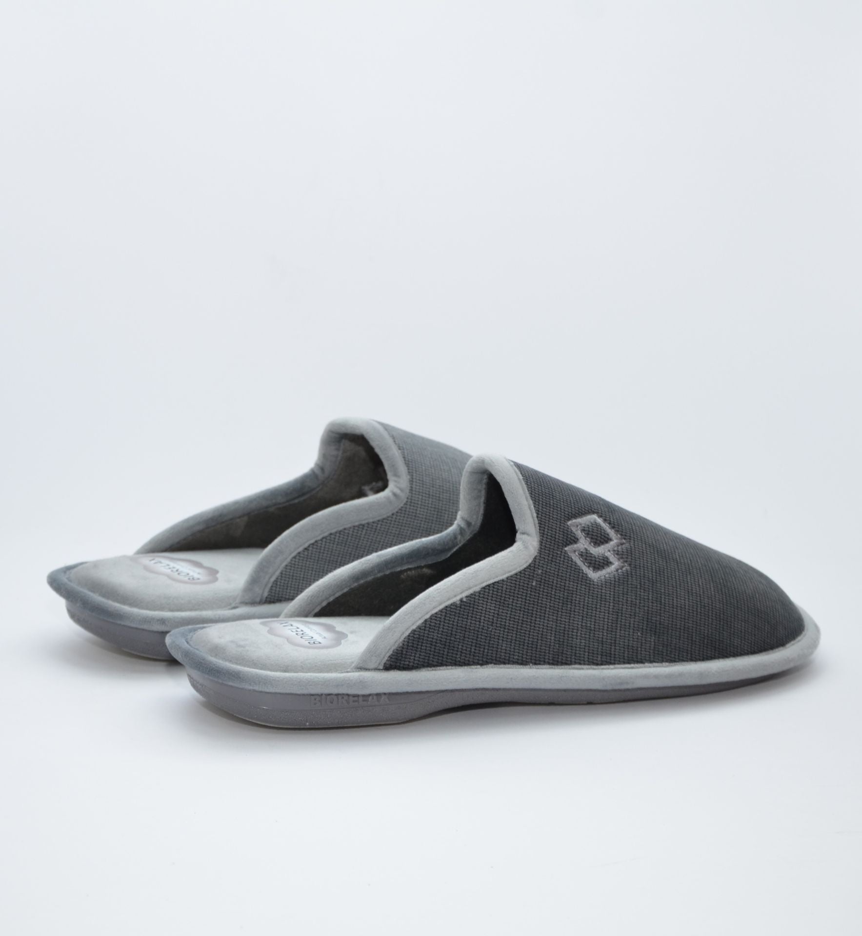 ZAPATILLAS CASA HOMBRE YARDA GRIS
