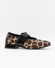 MERCEDITAS MUJER ANIMAL PRINT JIRAFA CHAROL NEGRO CON CORREA Y HEBILLA LACOMBA CEDAR