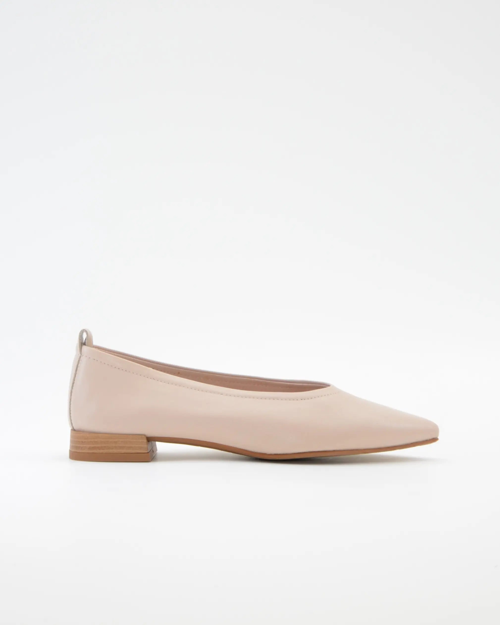 BAILARINAS DE PIEL COLOR BIEGE LACOMBA LILY