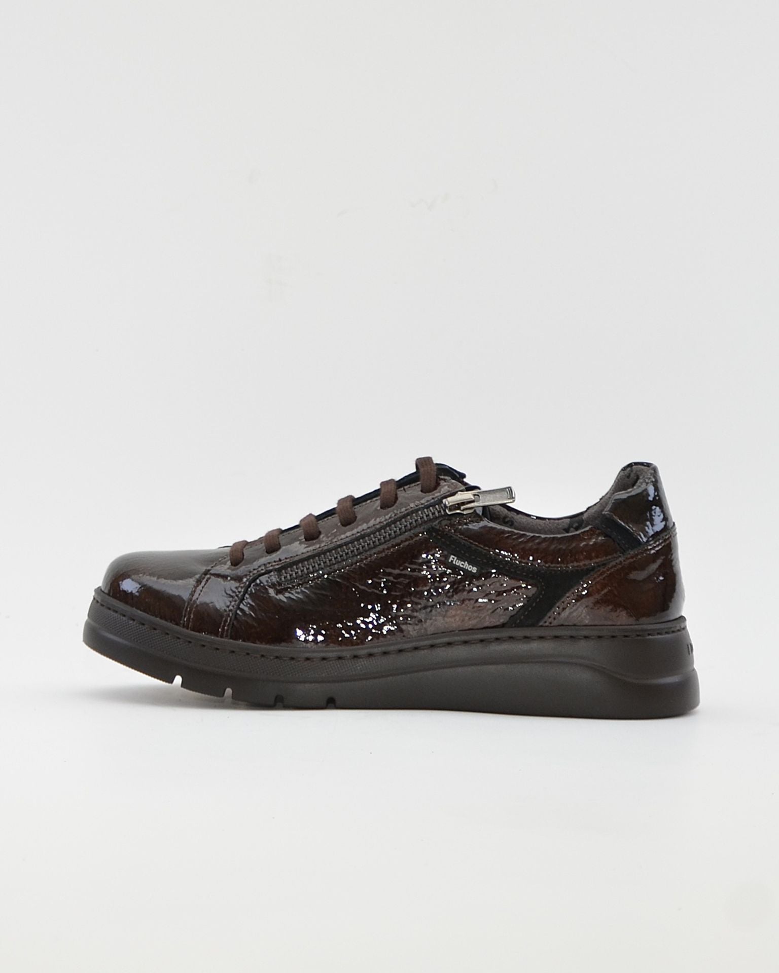 ZAPATO CASUAL MUJER PLANO FLUCHOS POMPASF1666 CHAROL CAFÉ