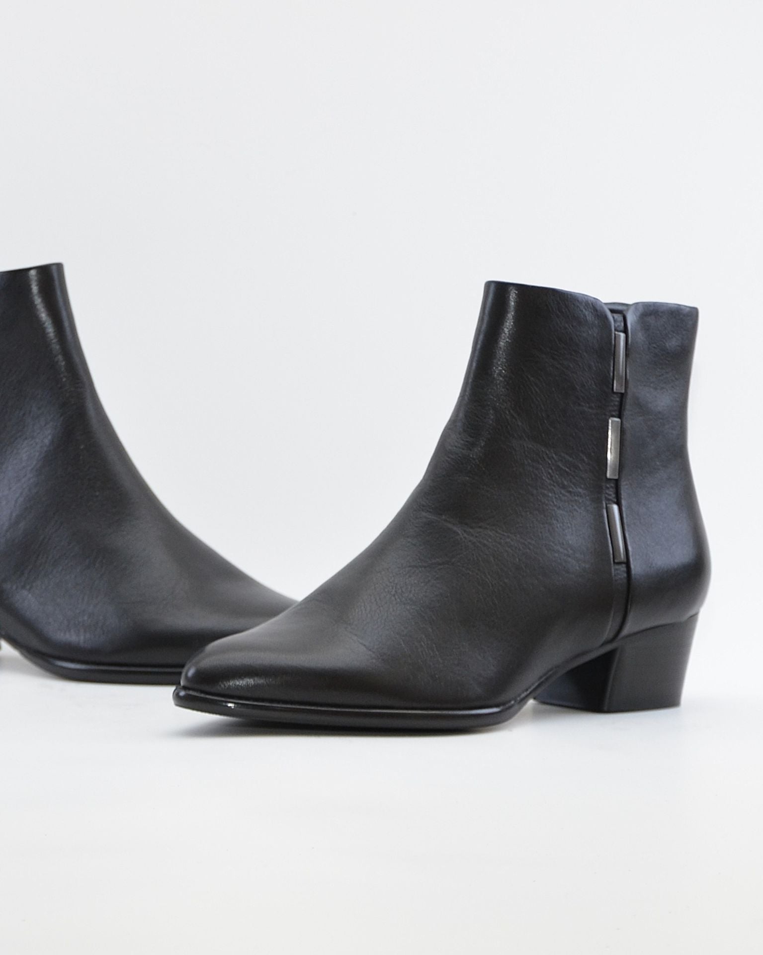 BOTIN MUJER PIEL TACON BAJO COLOR NEGRO REGARDE LE CIEL LORI 02 NEGRO