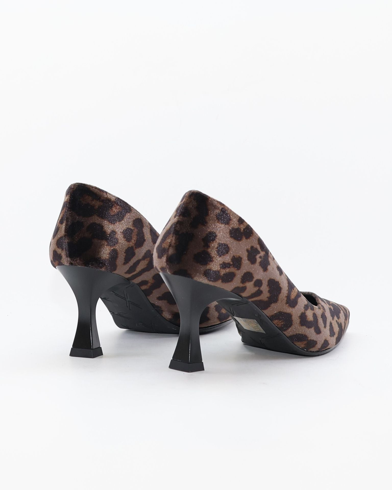 ZAPATO SALON MUJER ESTILETO COLOR LEOPARDO NEGRO DANIELA VEGA 2333S TERCIOPELO