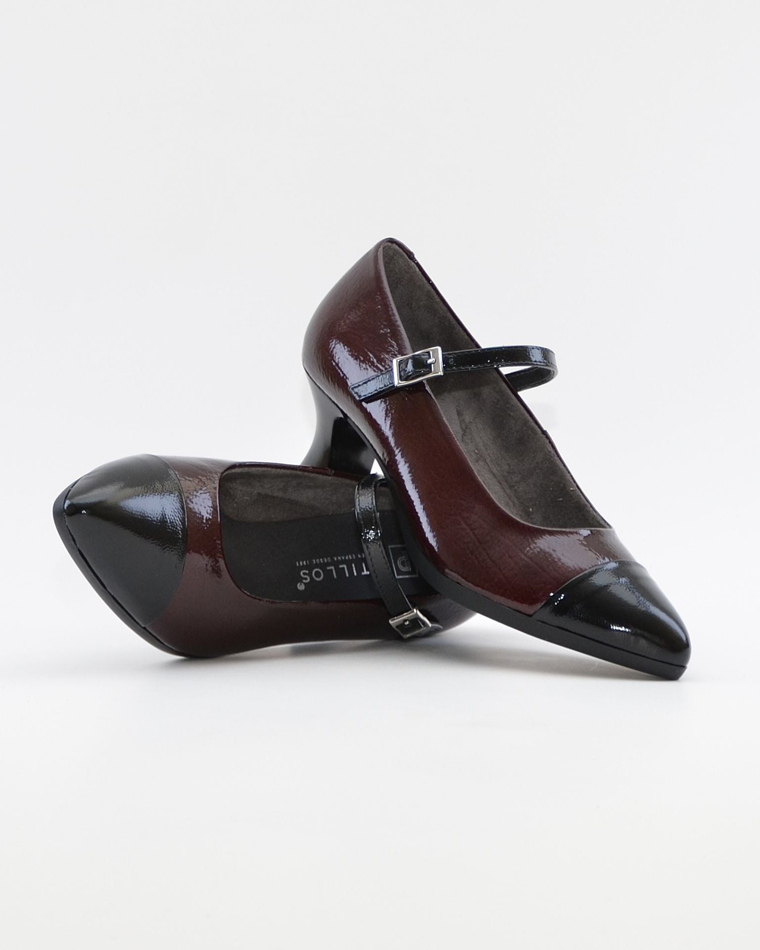 ZAPATO SALON MUJER CON PULSERA CHAROL BURDEOS Y NEGRO PITILLOS 11683