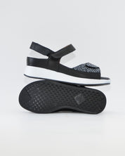 SANDALIA PLANTILLA EXTRAIBLE MUJER TRES VELCROS ANCHO ESPECIAL COLOR NEGRO PIE SANTO 260422
