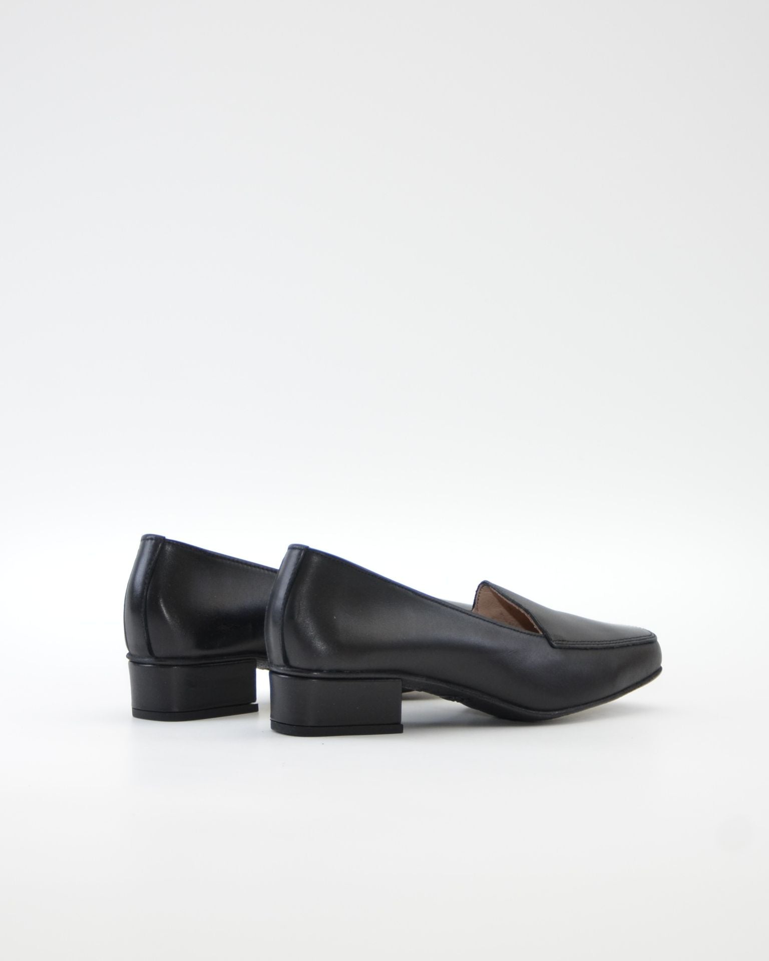 ZAPATO MOCASIN MUJER TACON BAJO COLOR NEGRO D CHICAS 0181