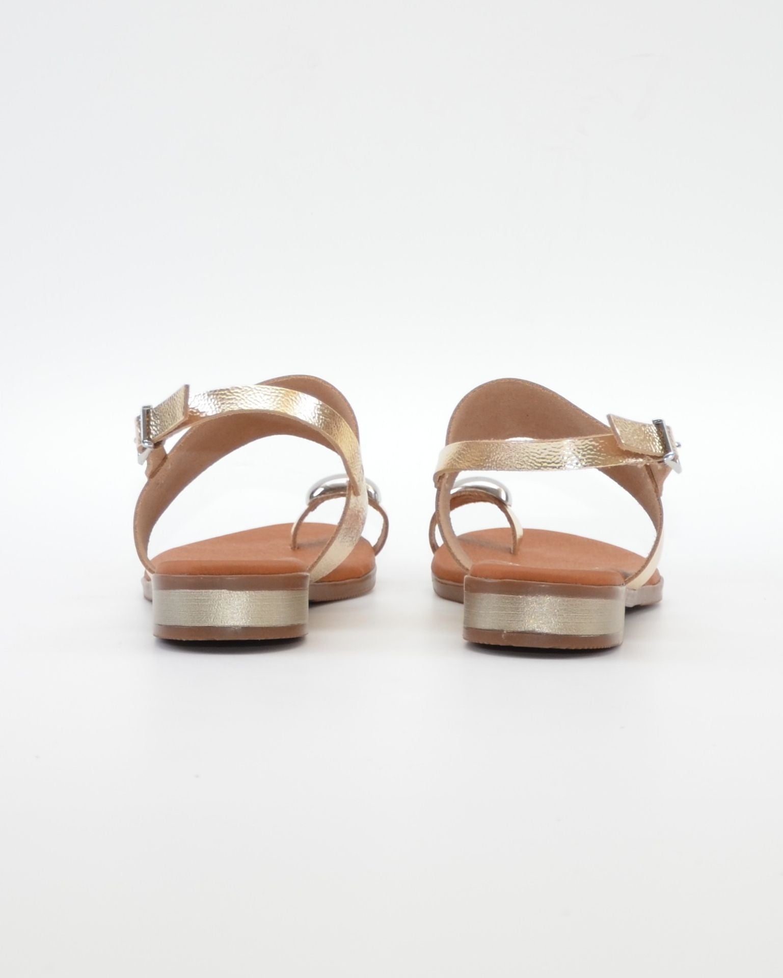 SANDALIA PLANA MUJER DEDO EN COLOR DORADO PLANTA DE GEL OH MY SANDALS 5862