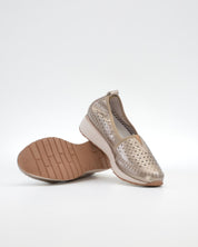 MOCASIN MUJER COLOR BRONCE TREINTAS L4554