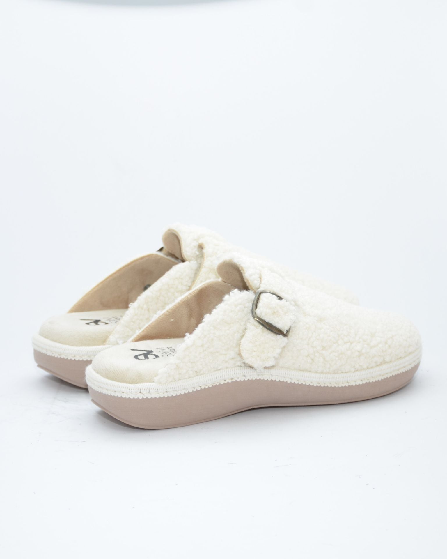ZAPATILLAS DE CASA MUJER CON HEBILLA