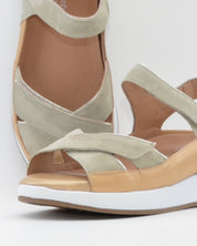 SANDALIA CRUZADA PLANTILLA EXTRAIBLE MUJER TRES VELCROS ANCHO ESPECIAL COLOR VERDE PIE SANTO 260381 EUCALIPTO