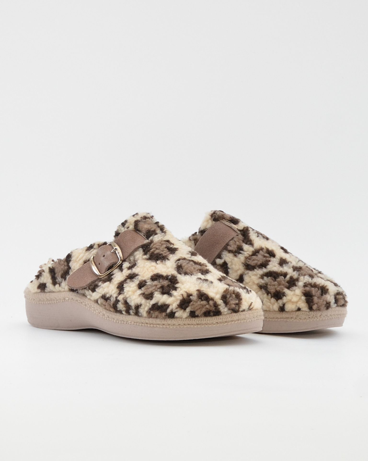 ZAPATILLAS DE CASA MUJER CON HEBILLA SALVI 29L-000 IRBIS ANIMAL PINT