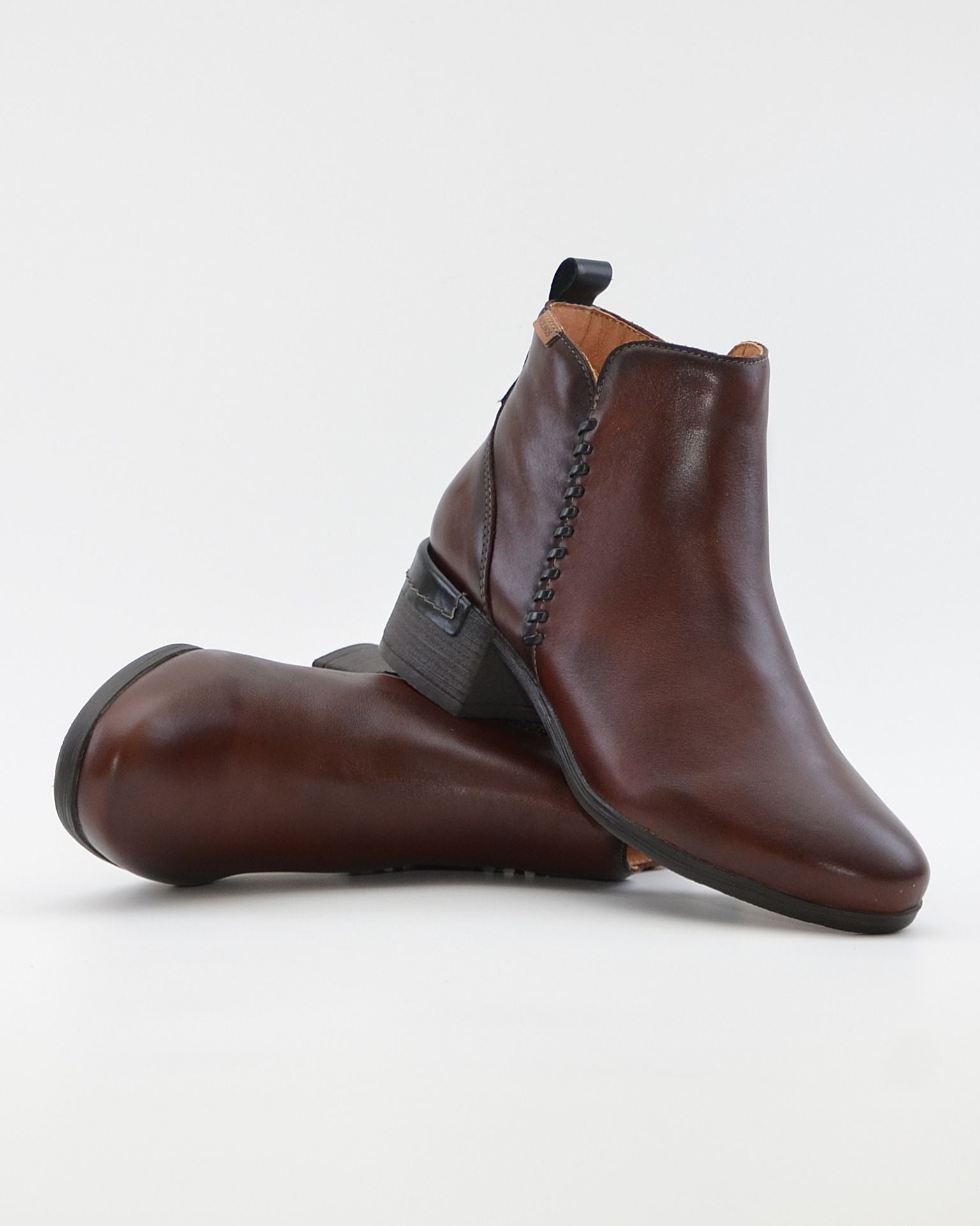 BOTIN MUJER TACON BAJO COLOR MARRON PIKOLINOS MALAGA W6W-8950 CAOBA