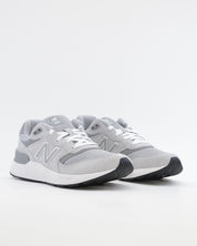 SNEAKERS NEW BALANCE M880 6HE ZAPATILLA DEPORTIVA HOMBRE COLOR GRIS FRESH FOAM