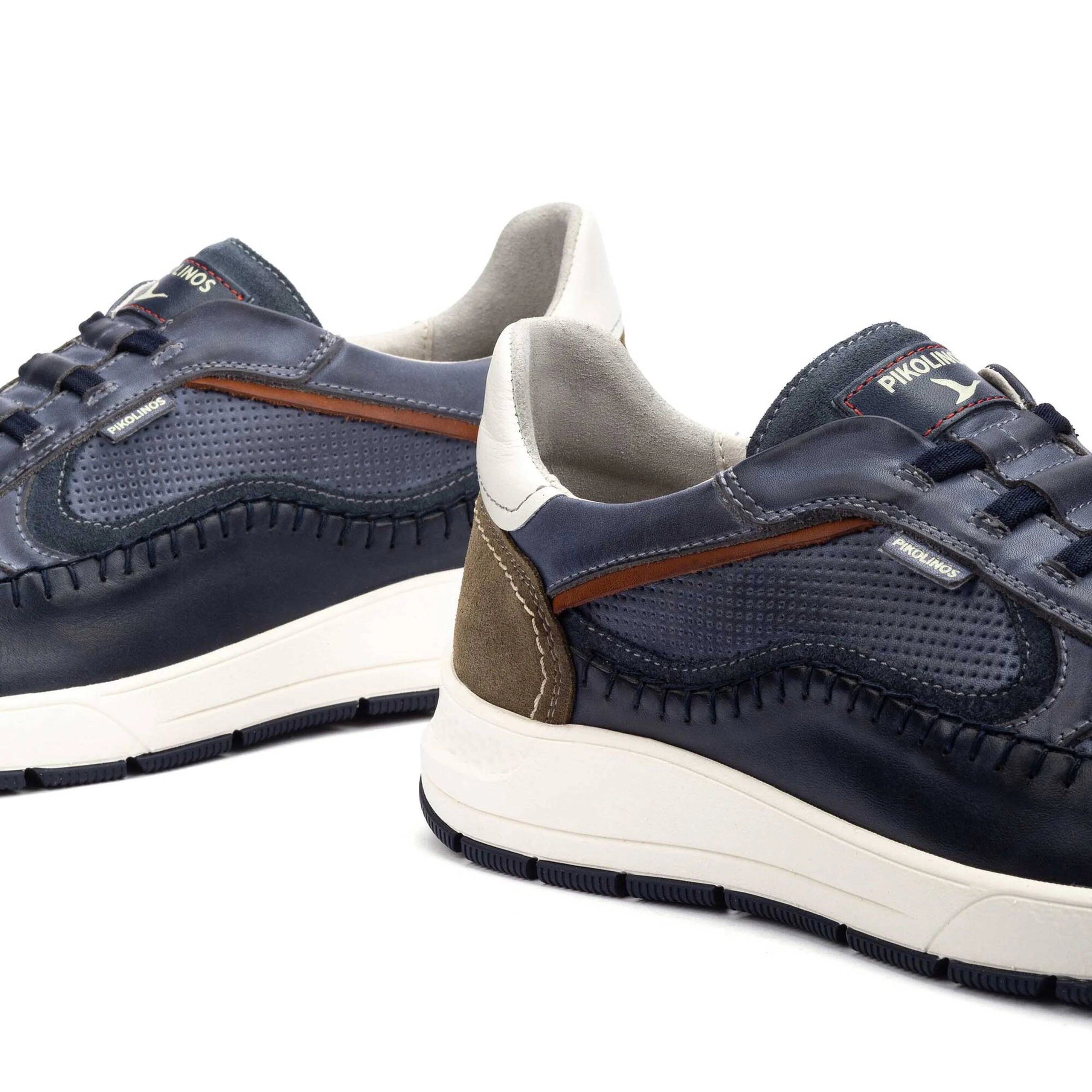 DEPORTIVOS COLOR AZUL CON CIERRE ELÁSTICO PARA HOMBRE PIKOLINOS M7W-6423C1