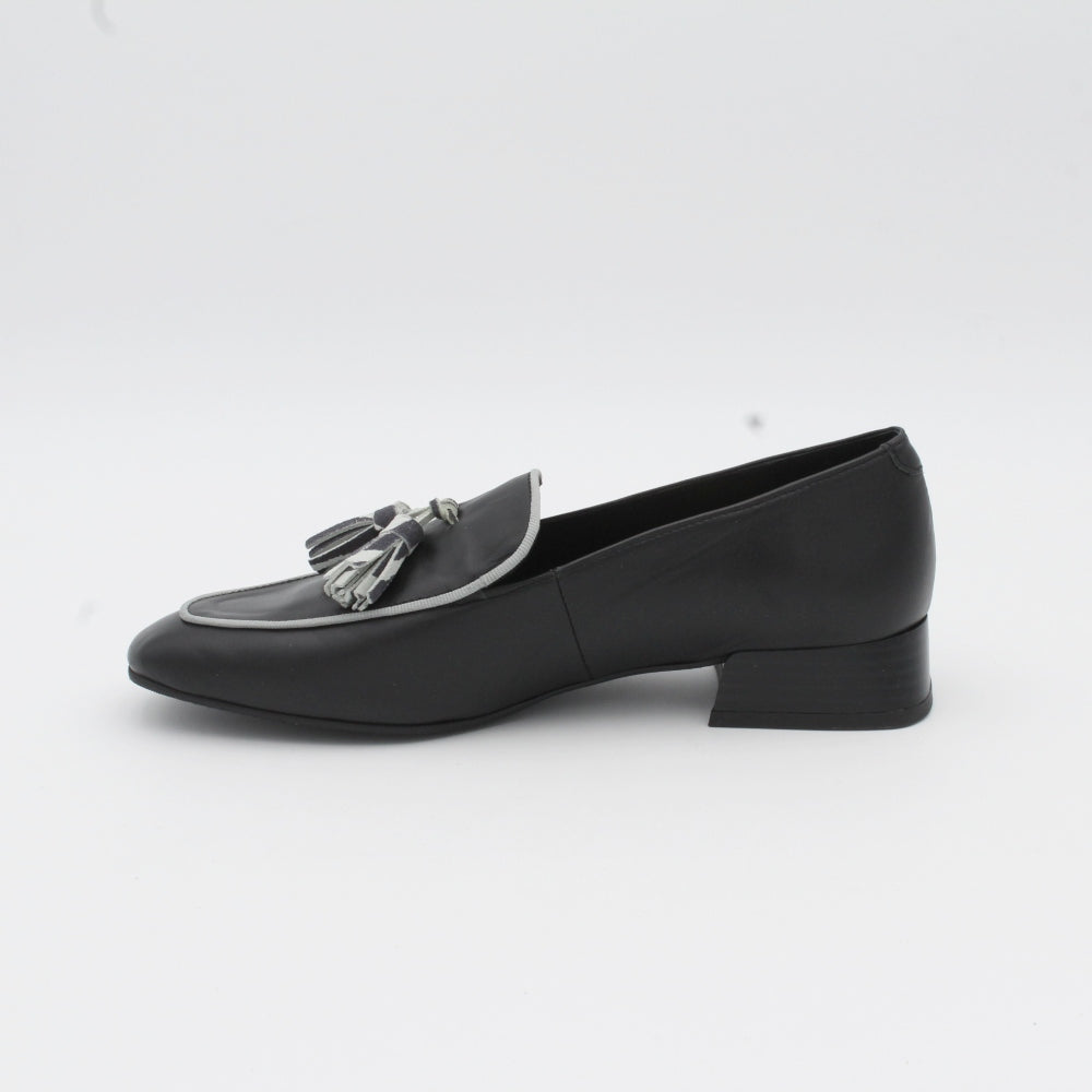 MOCASIN BORLAS NEGRO ANIMAL PRINT 12402