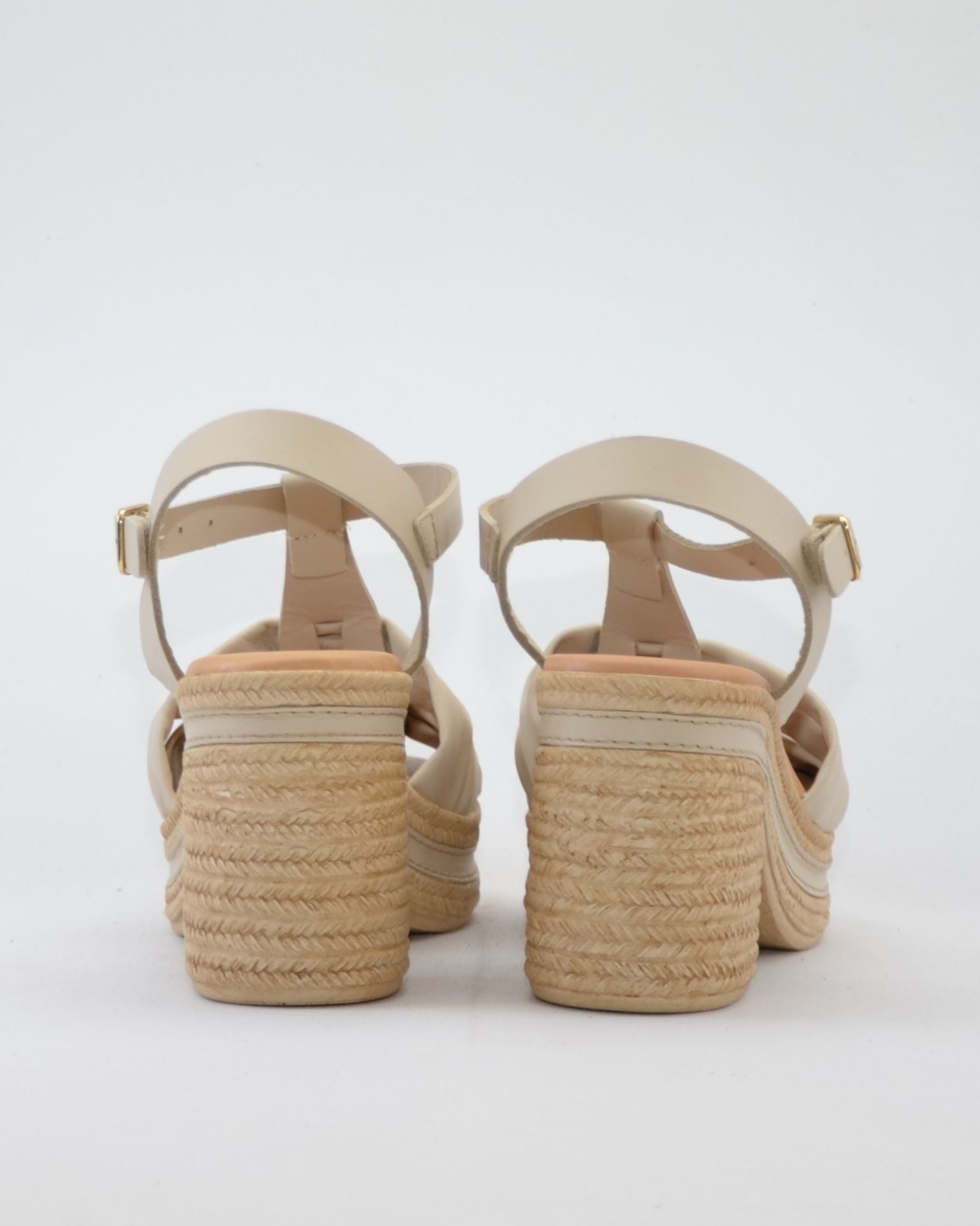 SANDALIA MUJER TACON Y PLATAFORMA COLOR CREMA PITILLOS 30212