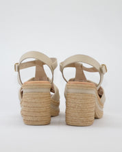 SANDALIA MUJER TACON Y PLATAFORMA COLOR CREMA PITILLOS 30212