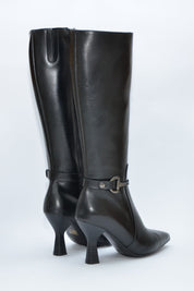 BOTA MUJER DE TACON EN PIEL COLOR NEGRO