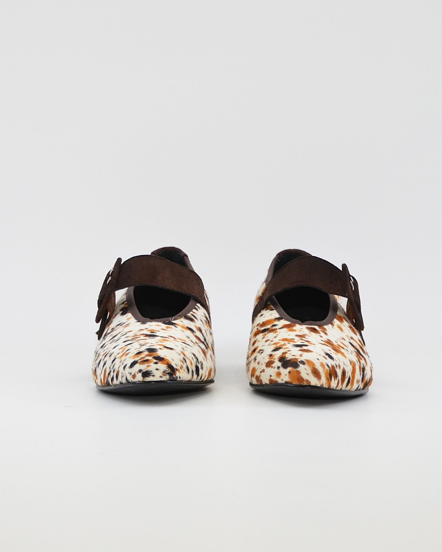 MERCEDITAS MUJER ANIMAL PRINT PONY ANTE MARRON CHOCOLATE CON CORREA Y HEBILLA LACOMBA PRALINE