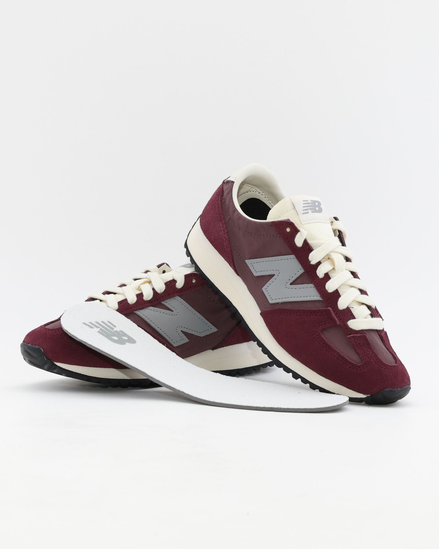 SNEAKERS NEW BALANCE U471 7PS ZAPATILLAS MUJER COLOR BURDEOS