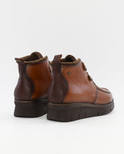 BOTINES DE MUJER CON CUÑA Y CIERRE DE ELASTICOS COLOR CUERO GIORDA 25263