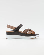 SANDALIA TRENZADA PLANTILLA EXTRAIBLE MUJER  ANCHO ESPECIAL COLOR MULTI CAOBA PIE SANTO 260425