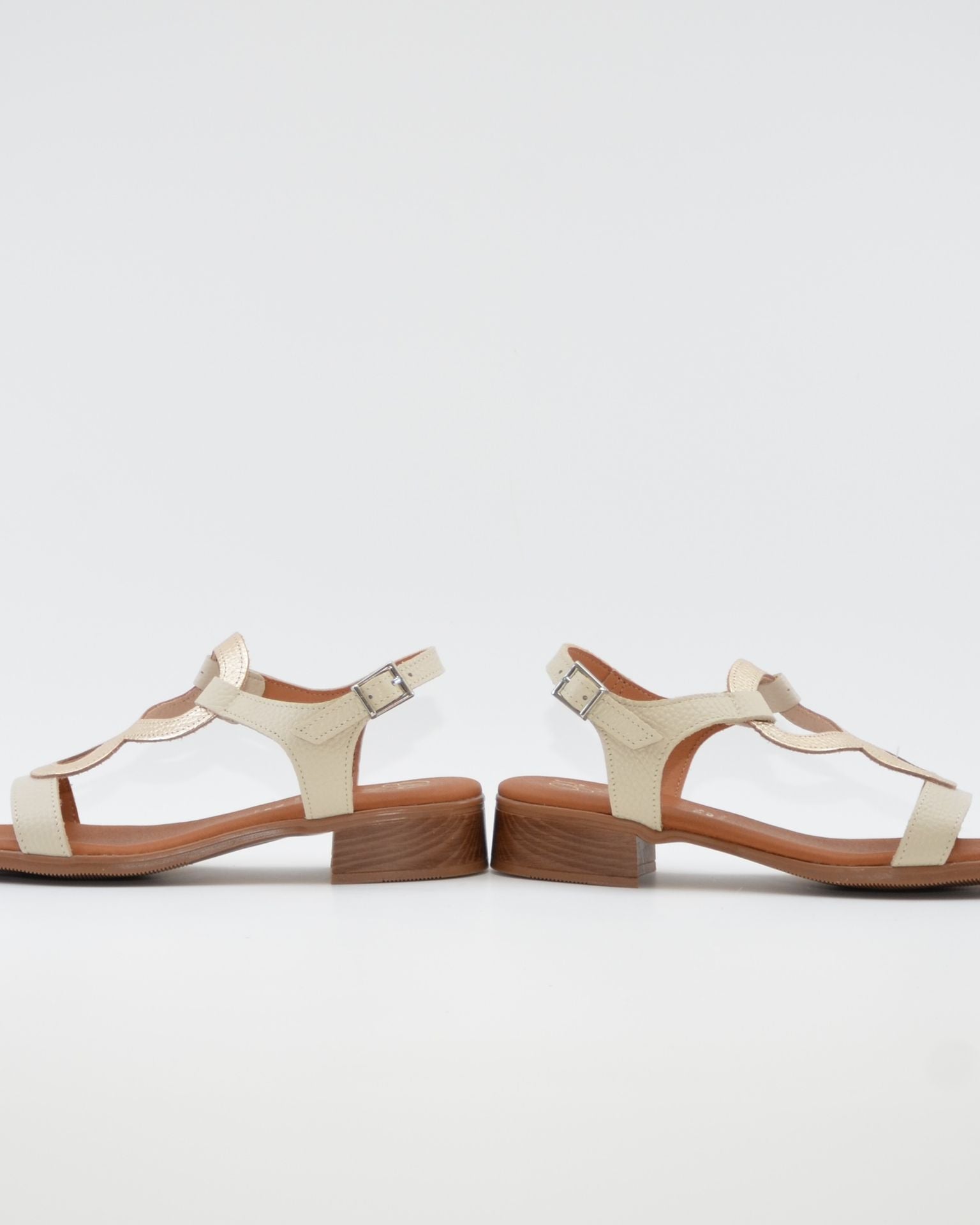 SANDALIA MUJER TACON BAJO COMBI HIELO PLANTA DE GEL OH MY SANDALS 5893