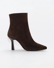 BOTIN DE MUJER TACON FINO COLOR SERRAJE MARRON CHOCOLATE DESIREE SHEILA