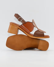 SANDALIA MUJER TACON MEDIO PLANTA DE GEL COMBI MARRON PITON JORDANA 4459