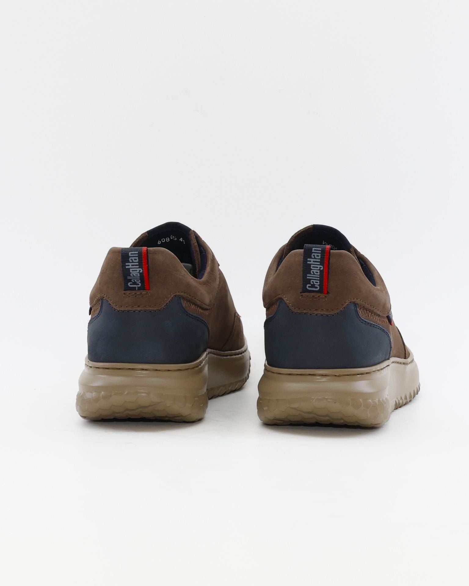 ZAPATO CASUAL HOMBRE COLOR TAUPE OSCURO CON GOMA ELASTICA 60805