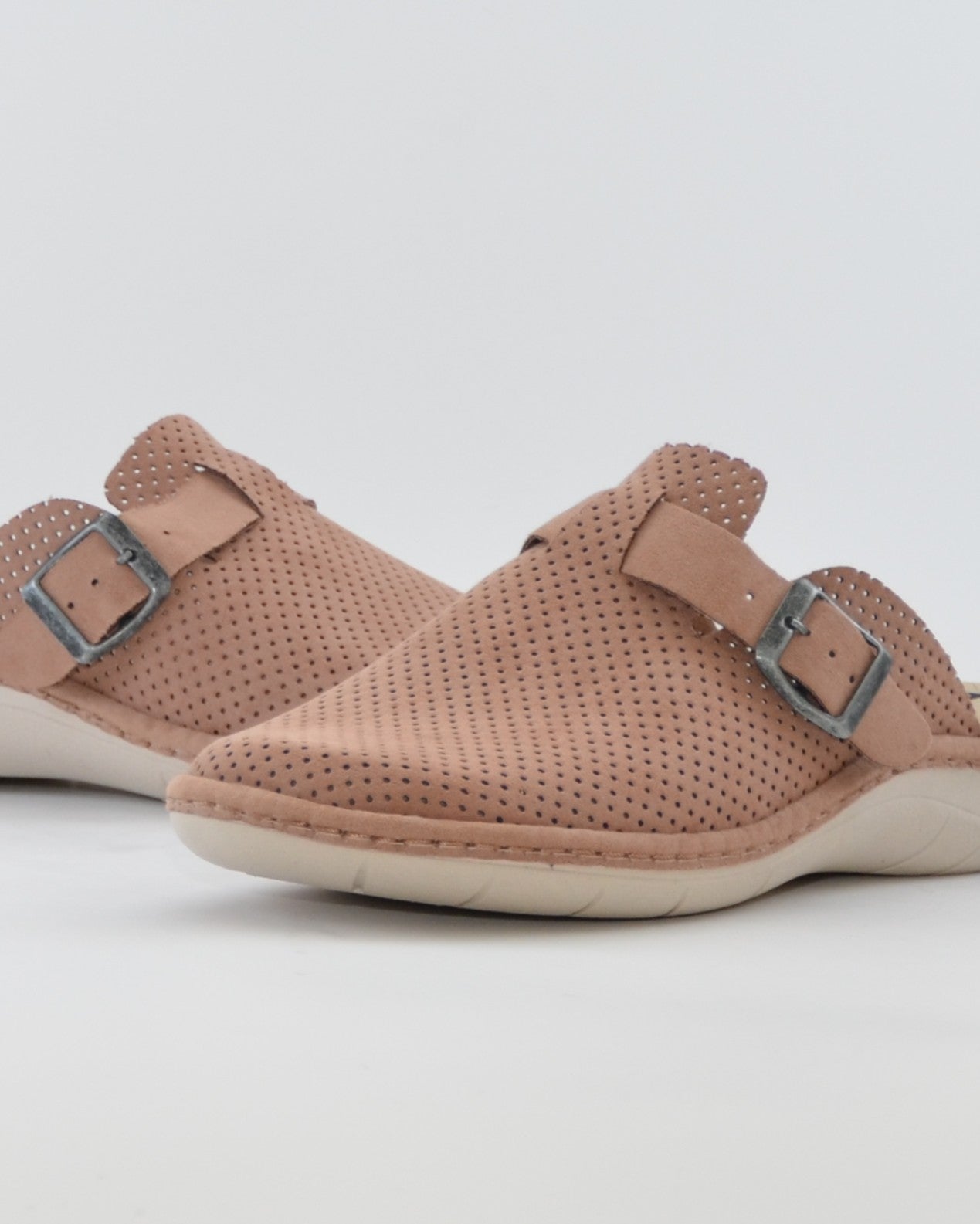 ZAPATILLA CASA HOMBRE CERRADA DE LA PUNTERA CON PLANTILLA EXTRAIBLE COLOR BEIGE  J.ORTEGA 5020