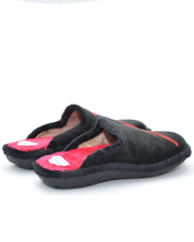ZAPATILLAS CASA HOMBRE NEGRO JORDAN ROJO