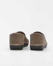 ZAPATILLAS DE CASA CERRADA HOMBRE SALVI 08D-244 TRIANA TOSTADO TRIDENTE