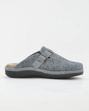 ZAPATILLAS DE CASA HOMBRE CON HEBILLA SALVI 41L-000 ELFO GRIS