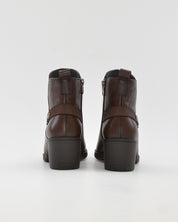 BOTIN MUJER MARRÓN TACON ANCHO FLUCHOS NYDIA F1798